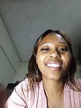 EbonyJuicyAss live cam on StripChat