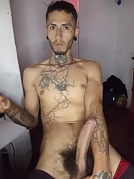 Tattoboy19cm live cam on StripChat