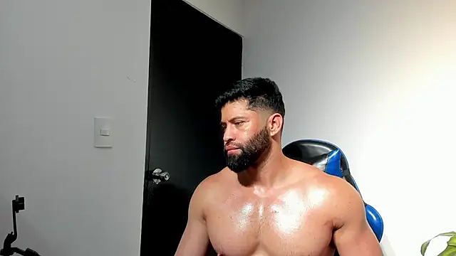 RikyAaron live cam on StripChat