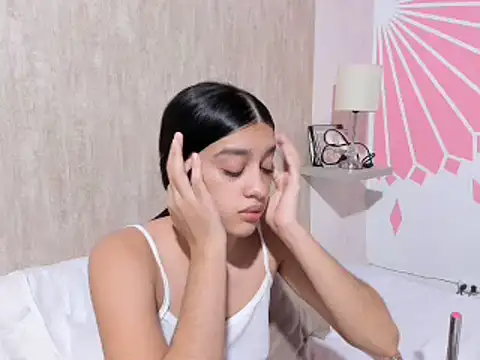 Annyy_11 live cam on StripChat