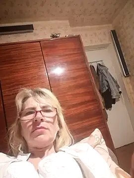 Georgette466 live cam on StripChat