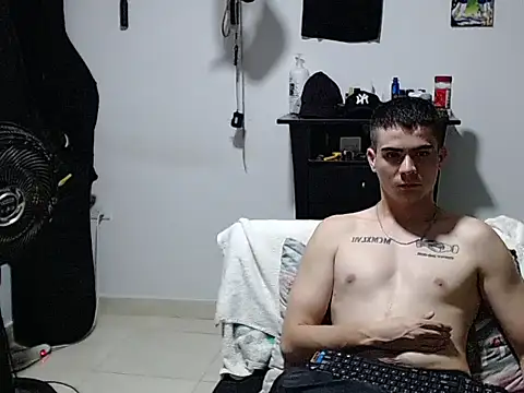 Zac_Efront live cam on StripChat