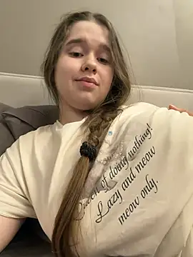 HornyGirlH