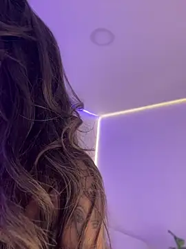 AmmyCollinsW live cam on StripChat