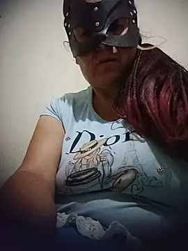 Saramilf36 live cam