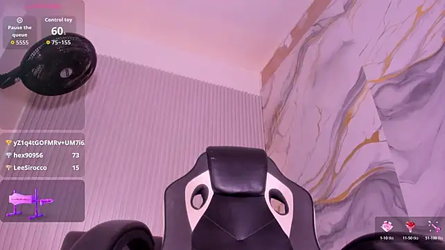 AmbarFoxx_
