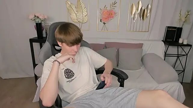 andyyzzz's live cam