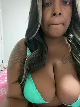 Wynterrlovee live cam