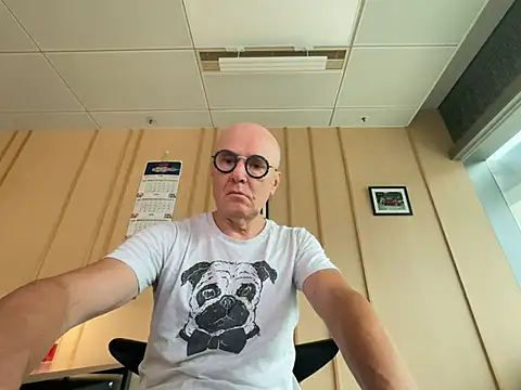 CharlieBrown7777 live cam