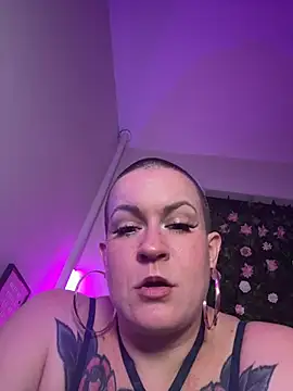 quinnmariexo live cam on StripChat