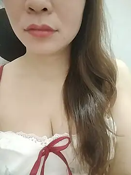 Snail_niE live cam on StripChat