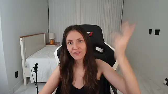 upssnowy (F young) - blowjob