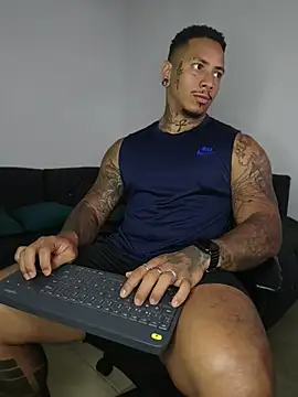David_tatto1 live cam on StripChat