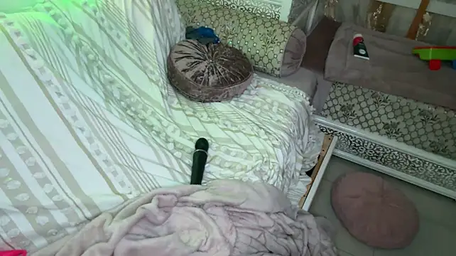 Marocainecoquine live sex cam