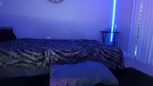 goddessebonyrose (F milf) - TOKENS MAKE MY PUSSY WET SO LETS GET IT