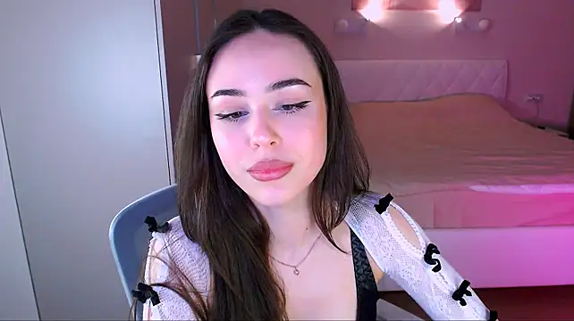 emilieliott (F young) - handbra