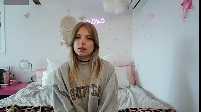 Baby-imi live cam on StripChat