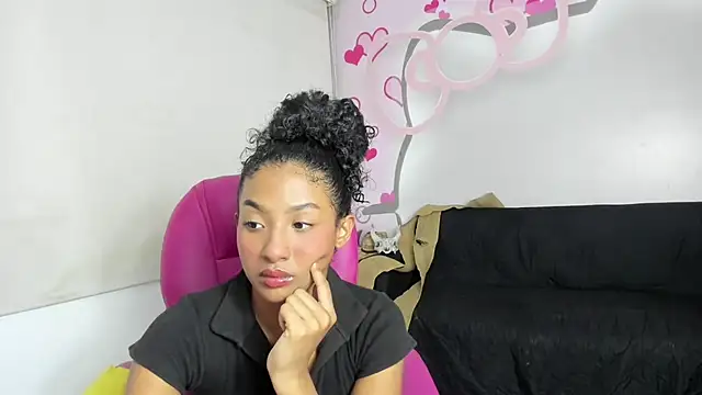 Doll-Star live cam on StripChat