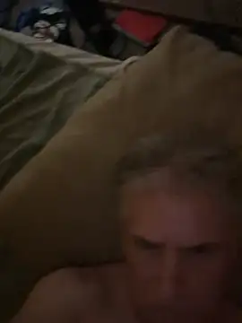 BalancedForm96 live cam on StripChat