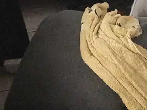 BAHIA16cmBR live cam on StripChat