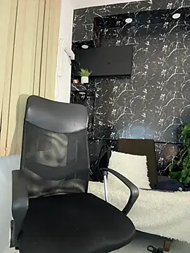 Rafael_Mendezz live cam on StripChat