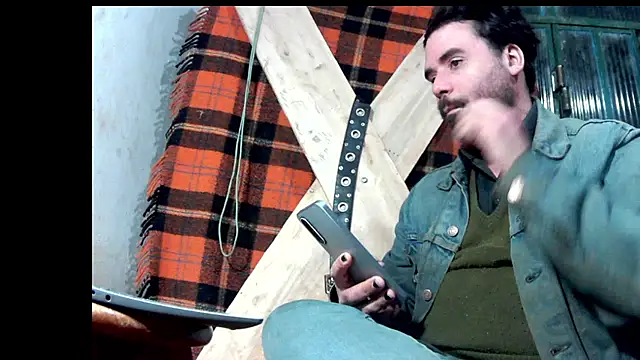 Smoker_lounge live cam on StripChat