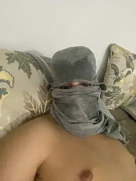 Hamzauf live cam on StripChat
