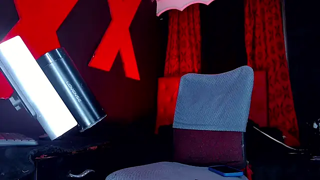 abrilbigcock live cam