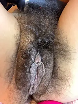 isabella_hairy