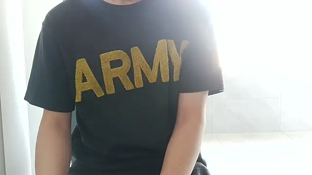 nole_china7 (Ask my age) - talk / fun / cum