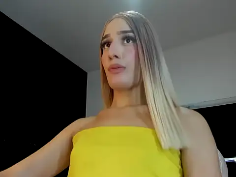 Model: Miranda_bigcock3