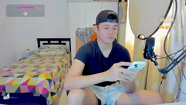 clarkdangerous (Ask my age) - Cum Show/ Birthday