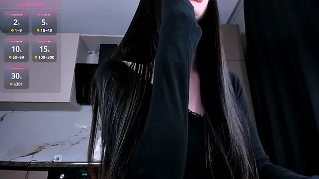 Модель: khloepaws