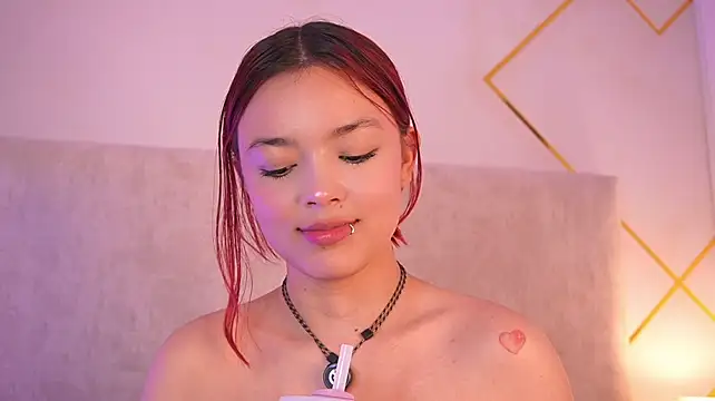 Martinaa_Garcia live cam on StripChat