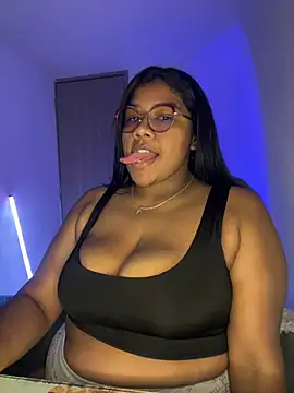 paola091 live cam
