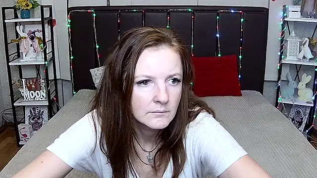 MeganPirs live cam on StripChat