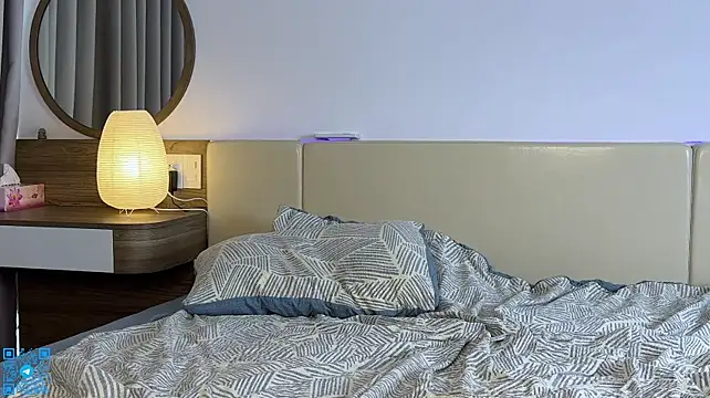 chloemilka live sex cam