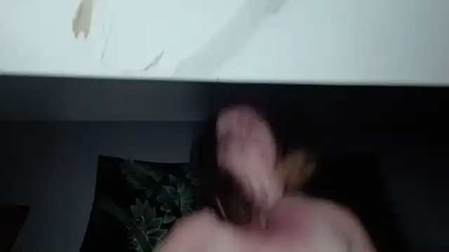 Lyrann89 live cam on StripChat