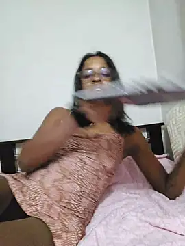 Im_Camila__ live cam on StripChat