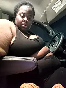 BigBust90 live cam on StripChat