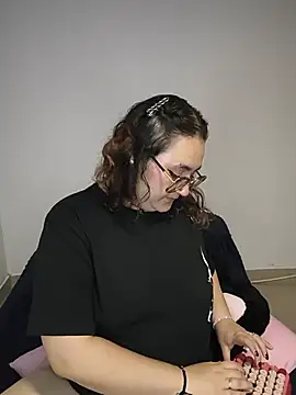 Spookycat_ live cam on StripChat