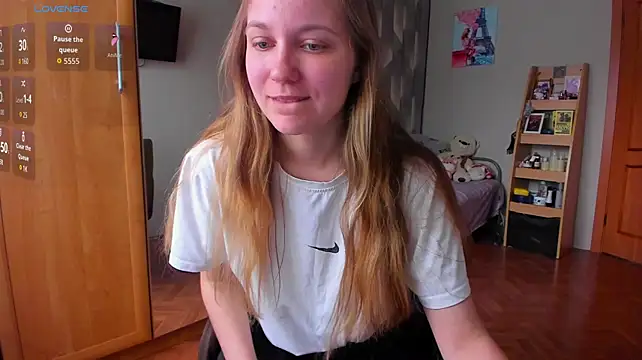 Tiny_Kiss