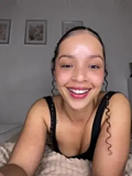 yasmin777_ (F young) - naked sexy dance