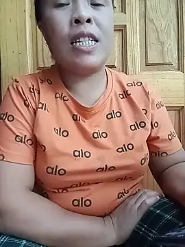 pm2002a live cam on StripChat
