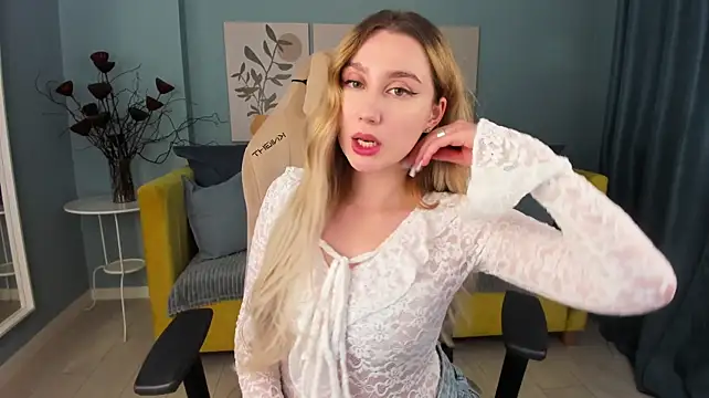 LanaLoon live cam on StripChat