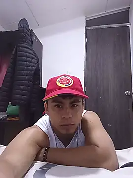 Xxxdiego28 live cam on StripChat
