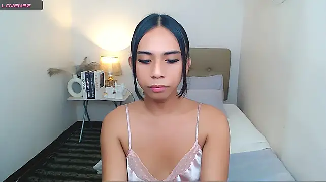 Model: scarlet_smith7