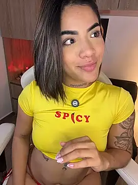 Maryybellax live cam on StripChat