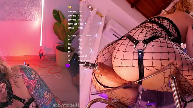 abbymodell1 live cam on StripChat