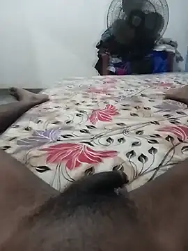 Beard_madu live cam on StripChat